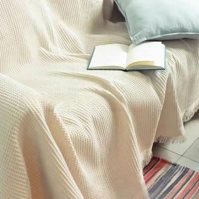 Nouvelle Housse de Canapé Minimaliste avec Tissu Housse de Canapé Couleur Soleil Chaud et Housse Serviette de Canapé, Convient pour Toutes les Saisons Couverture de Canapé