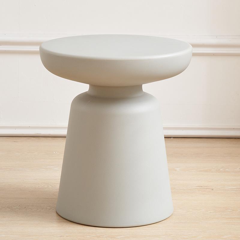 Household Plastic Circular Coffee Table Living Room Small-sized Side Table Balcony Modern and Minimalist Coffee Table