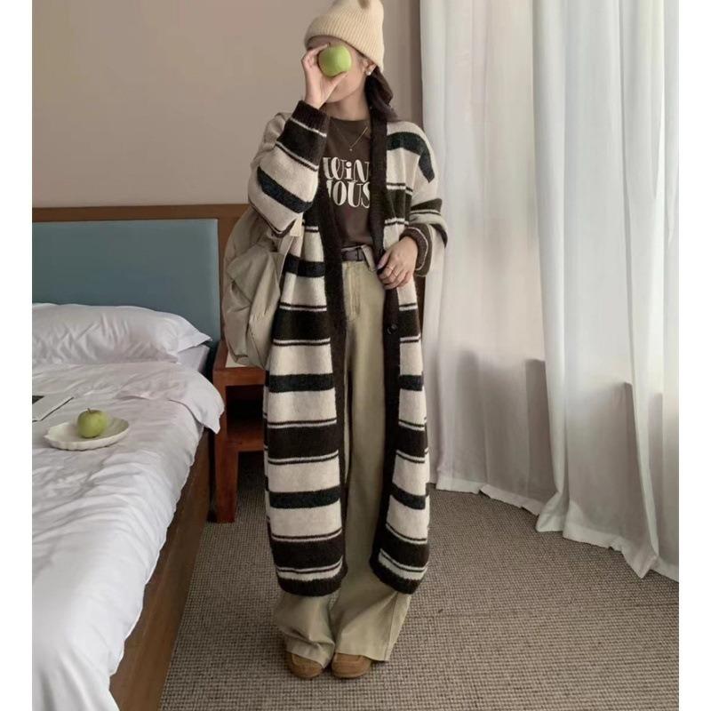 

Новый осенне-зимний ретро полосатый длинный вязаный кардиган-жакет для женского ленивого стиля, свободный и тонкий свитер average size