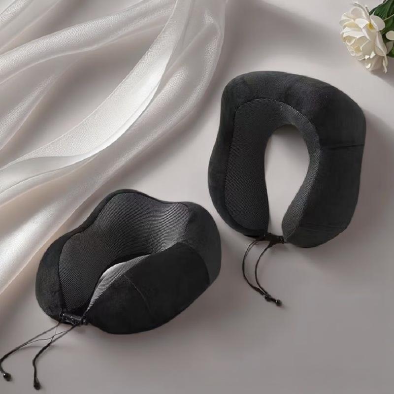 

OEING Memory Foam U-Shaped Travel Pillow Standard