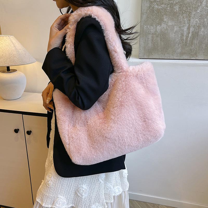 Women's Fluffy Autumn/Winter Shoulder Bag - Versatile, Cute, Plush Handbag Tote