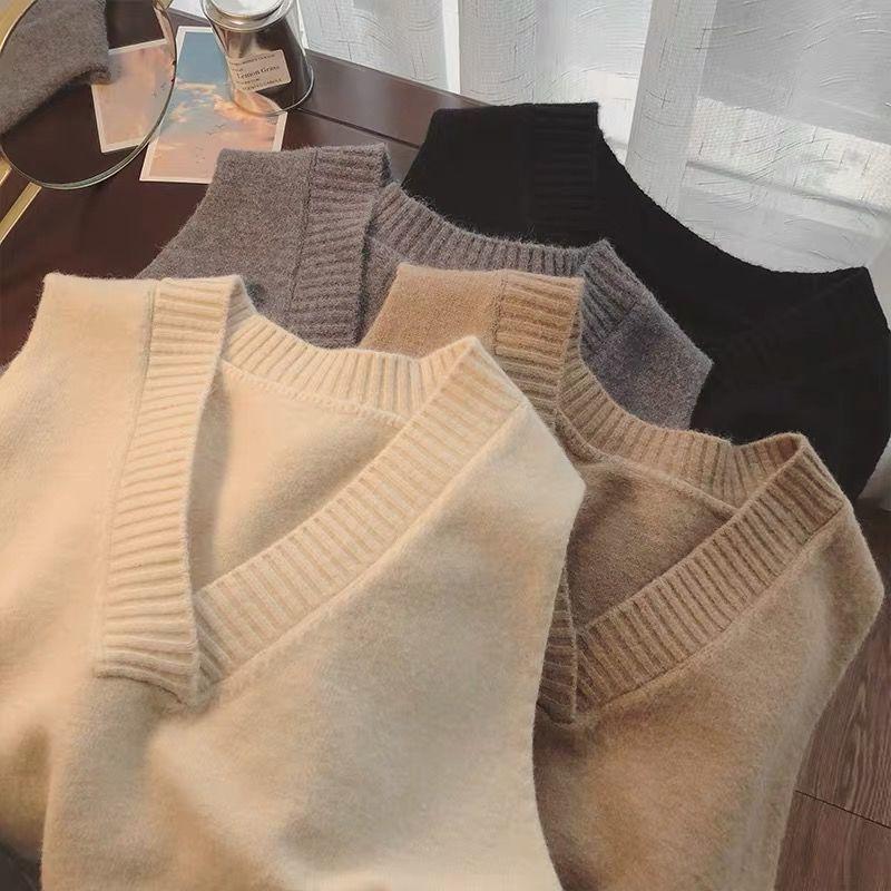 V-neck Sweater Vest Women Fall Winter Korean Solid Knitted Vests Casual Preppy Style Loose Trendy Sleeveless Sweater Vest
