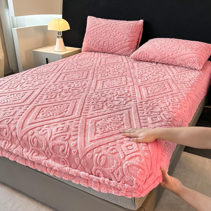 Coral Velvet Bedsheet Bedspread Milk Velvet Mattress Protective Cover Winter Plush Insulation Bedspread Single Queen King Size