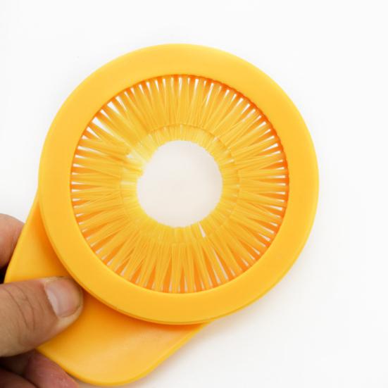 Efficient Fruit Brush Multipurpose Plastic Corn Yam Radish Wash Brush for Home