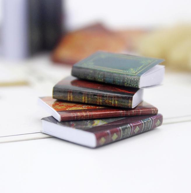 1/6 1/12  Doll House Simulation Miniature Mini Notebook Mini Book Model Decor