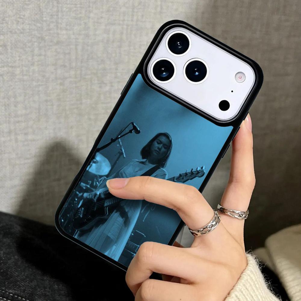 Capa Case for iPhone 17 Air 16 Pro Max 15 Plus 11 13 Mini 14 12 Back Phone Cover Singer Mitski