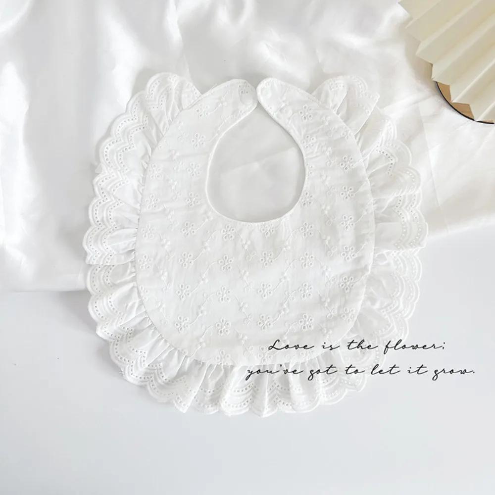 U-shaped Baby Cotton Bibs Waterproof Floral Baby Drooling Bibs Feeding Lace Saliva Towel Cloths Neck Wear Accessories