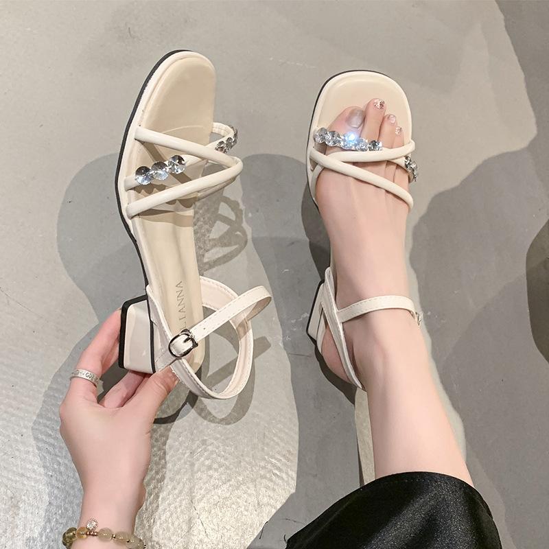 Beautiful thick heel sandals female 2025 new exquisite rhinestones fairy style high heels high sense Roman shoes