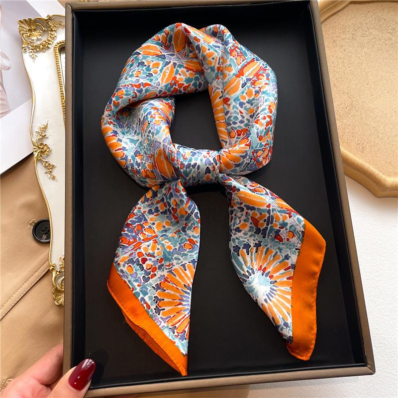 

Summer Fashion 70x70cm Silk Square Plaid Scarf Women Retro Satin Neck Hair Tie Band Soft Neckerchife Hijab Head Foulard Bandana 70X70cm
