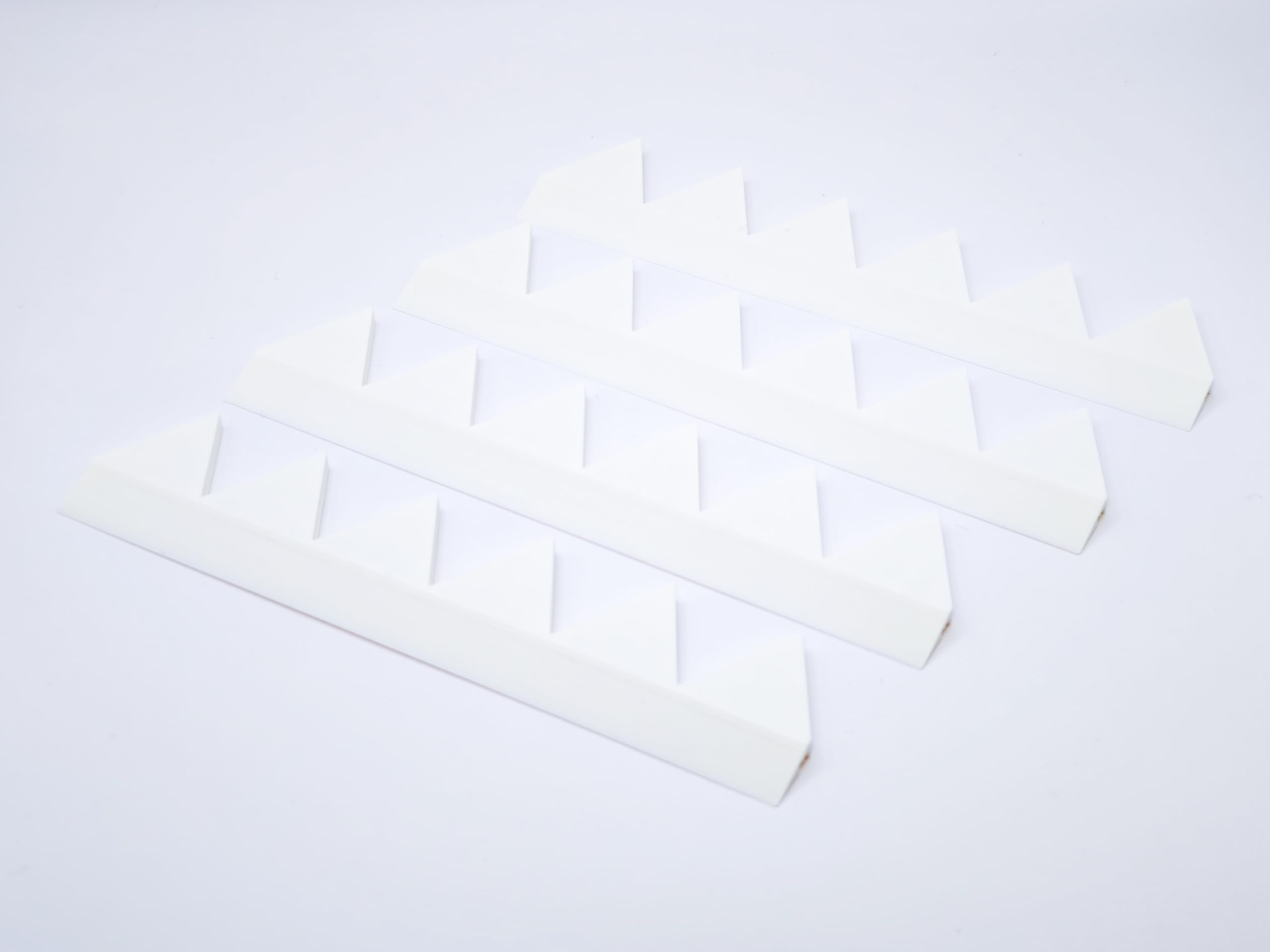 

Аэродинамический соединяемый набор устройство в форме шеврона, АБС, (6-реберный, 4-компонентный (белый))