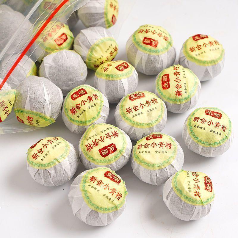 

Аутентичный чай пуэр из мандариновой кожуры Синьхуэй, выдержка 10 лет, 250 г 5 small green oranges [experience pack]