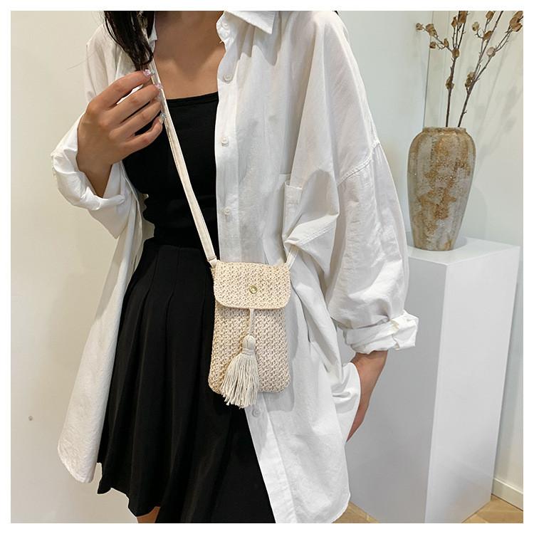 Forest Woven Mobile Phone Bag, Women's Bag, Grass Woven Bag, Versatile Tassel Single Shoulder Small Bag, Crossbody Bag