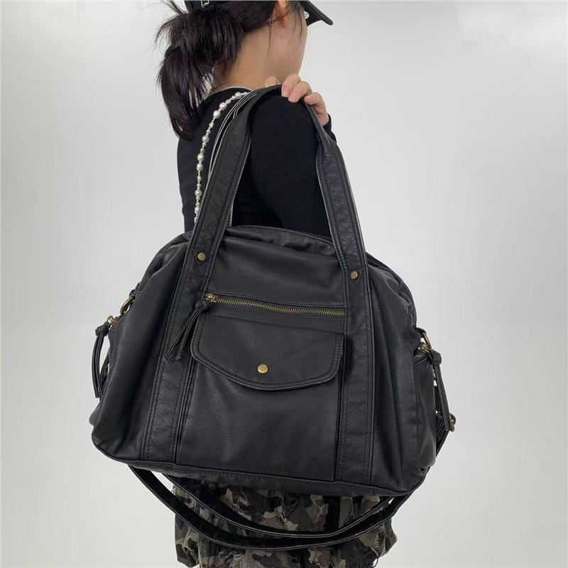 Ladies Vintage Y2K Street Millennial Hottie Locomotive Bag Large Capacity Front Pocket Shoulder Bag