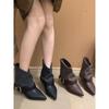 Mittelhoher kurzer Stiefel Saison Einzelstiefel Gürtelschnalle Mode Temperament Spitze Hohe Absätze Ausländischer Stil