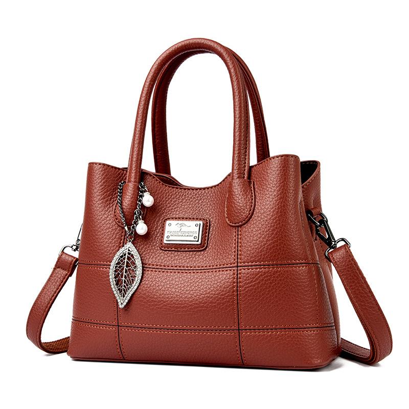 Simple and Fashionable Single-shoulder Bag with Multiple Pockets and Large Capacity. Handbag or Crossbody Bag.