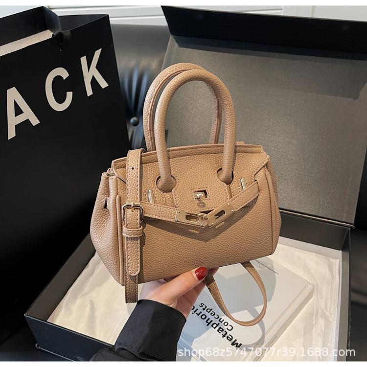 Princess Diana bag 2025 spring new women's lychee pattern Kelly bag portable messenger bag single shoulder commuter platinum bag