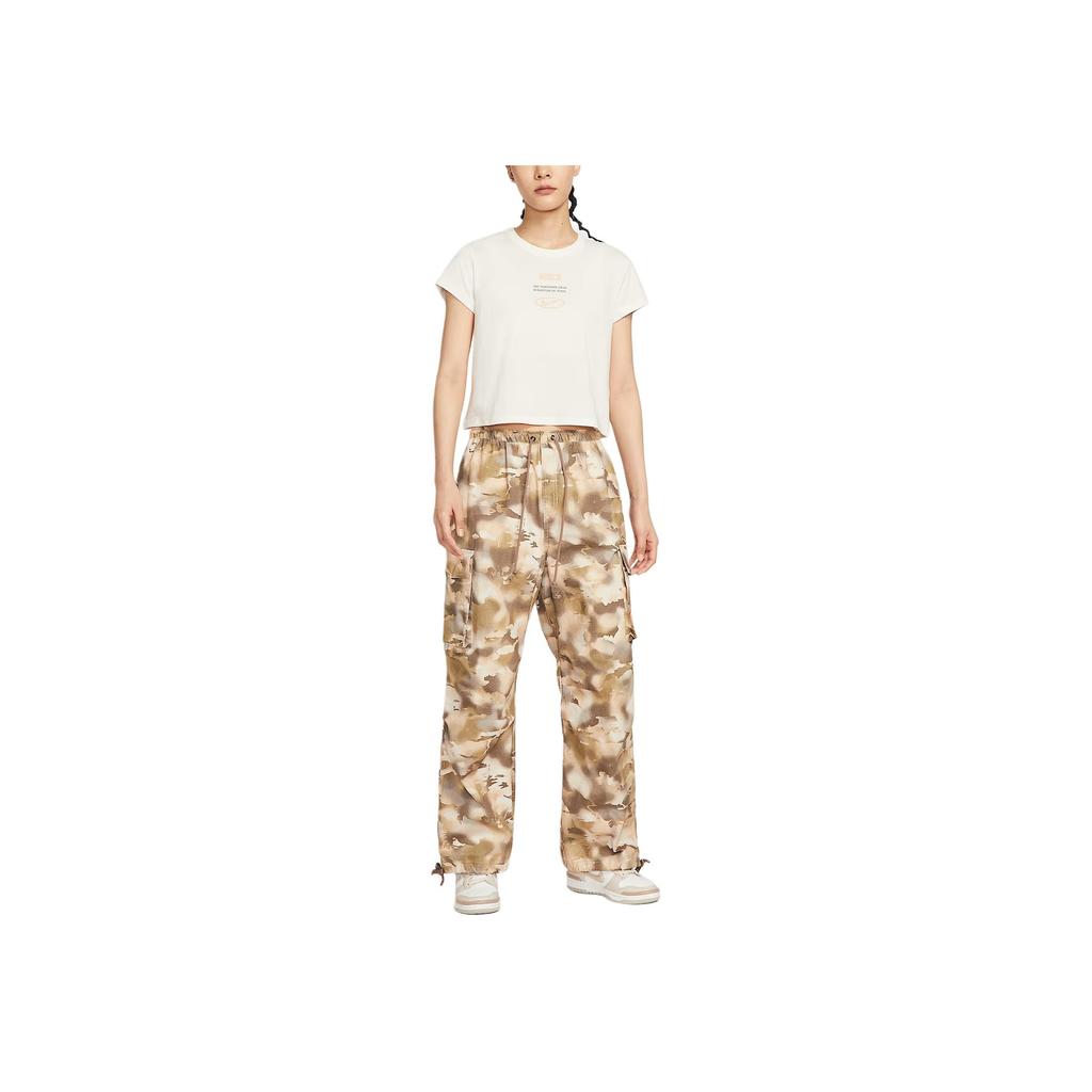 New Nike Sportswear Regular T Shirt Women's IH8507-133