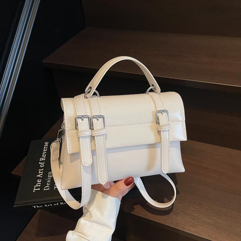 College Style Large Capacity Retro Handbag Bag Women's Niche Design Versatile Fashion Casual Trend Shoulder Messenger Bag