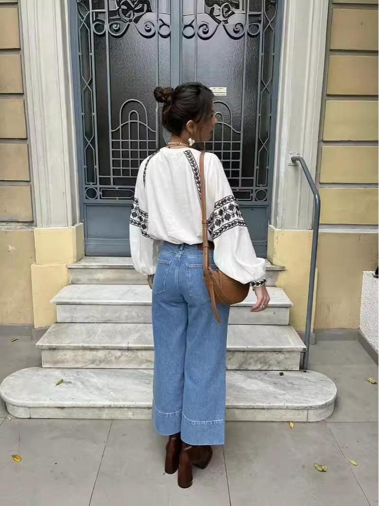 2024 Summer Women's V-Neck Color Block Embroidered Top - European & American Style Casual Fashion