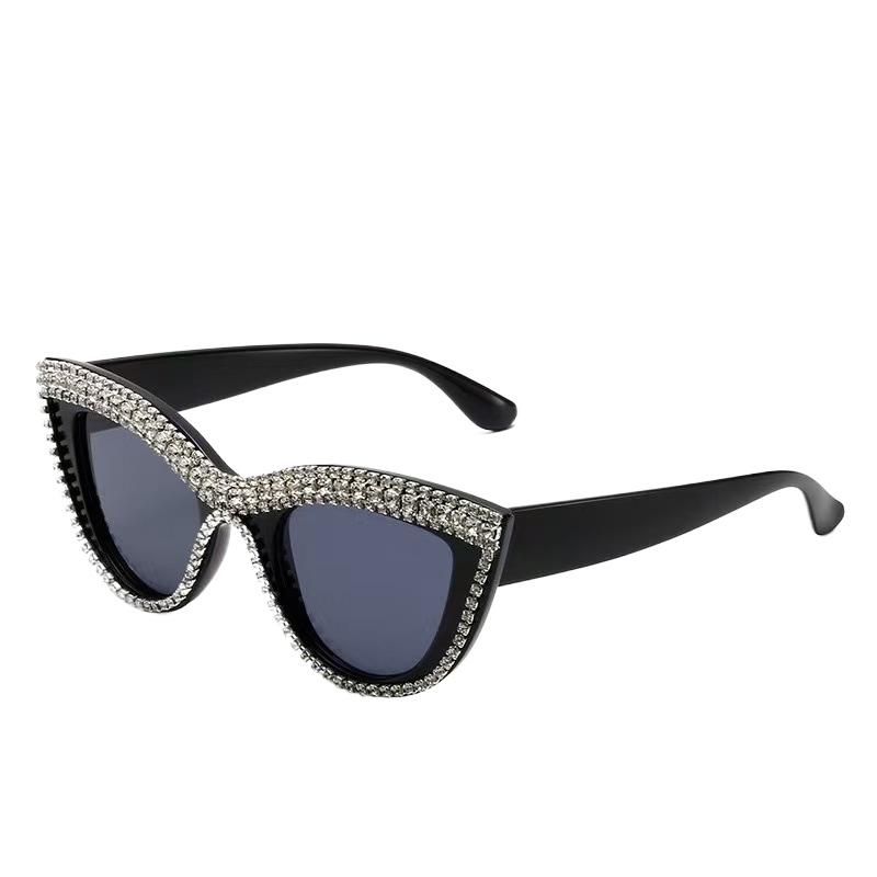 Vintage Diamond Cat Eye Triangle Sunglasses Women Sun Glasses Streetwear Trending Rhinestone Decoration Eyewear Costume Rave Party Sun Glasses