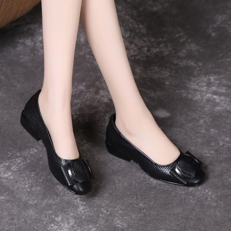 Fashion Designer Woman Red Office Shoes Spring Slip-on Square Heel Casual Shoes Lady Pumps Fashion Elegant Women Shoe sandalias de mujer