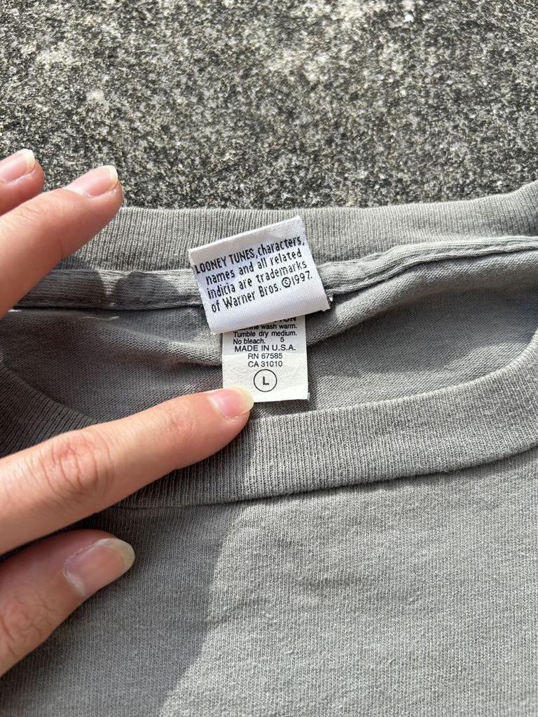 [USED] Looney Tunes 90s Anime Tee Character Bike Made In USA