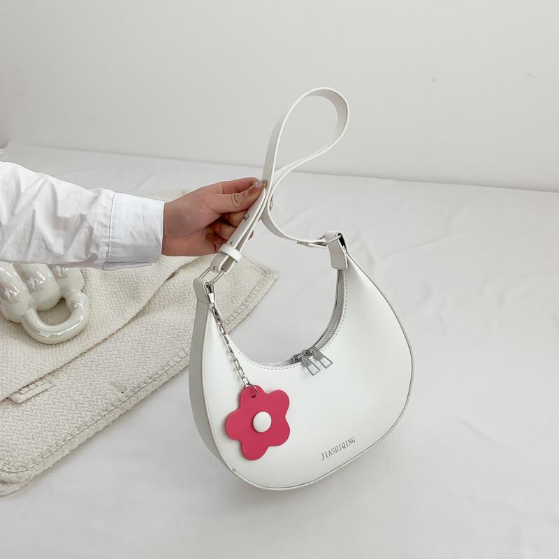 Stylish Chic Casual Pu Crescent Bag For Women With Unique Design In Trendy Colors