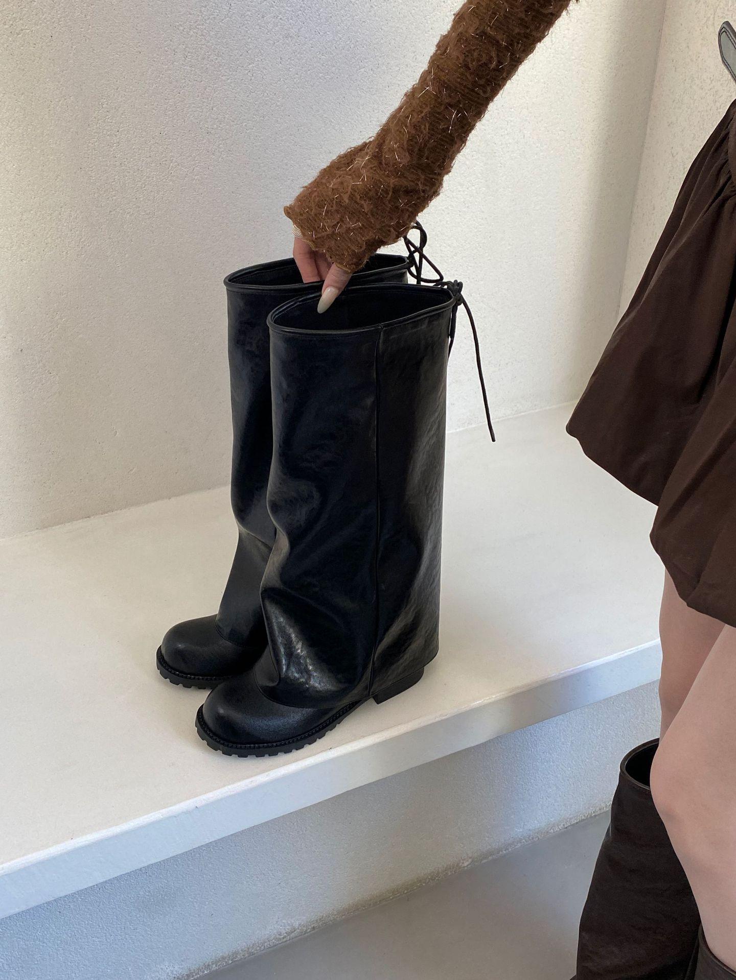 

European and American trouser boots women s 2025 autumn and winter new Maillard retro pleated knight boots stacked boots 40 чёрный