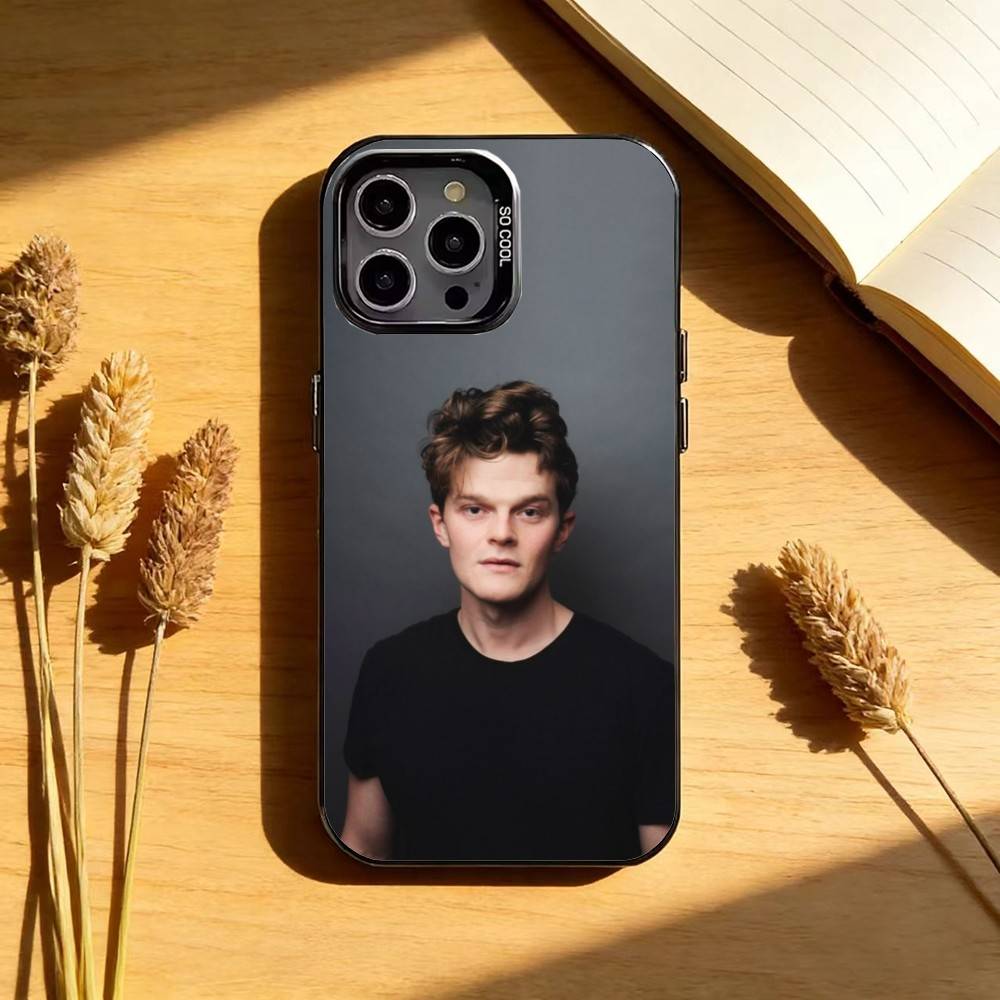 R-Robert COOL A-Aramayo Phone Case For iPhone17,16,15,14,13,12,11 Plus,Pro Max Black Candy silver phone case