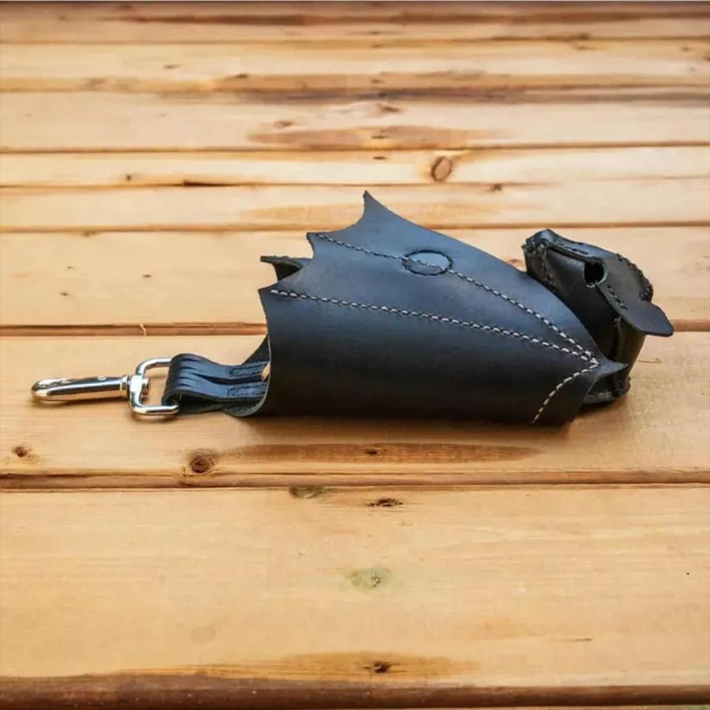 Bat Coin Purse PU Leather Bat Gothic Bag Keychain Change Purse with Foldable Wings for Shopping Travel Work School Events