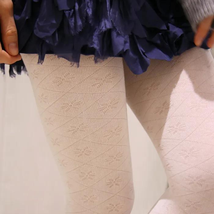 Falling Snow Stockings (White)