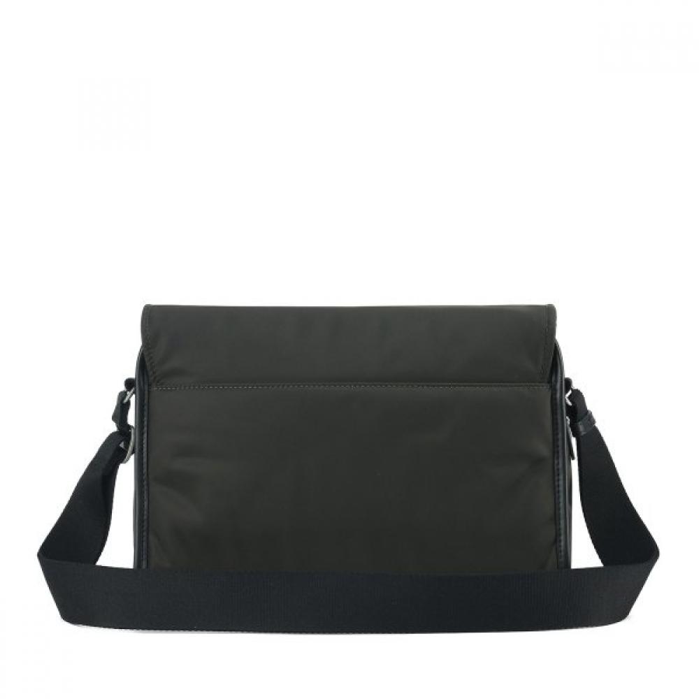 Mandarina Duck Duvet Crossbody Uvt13036
