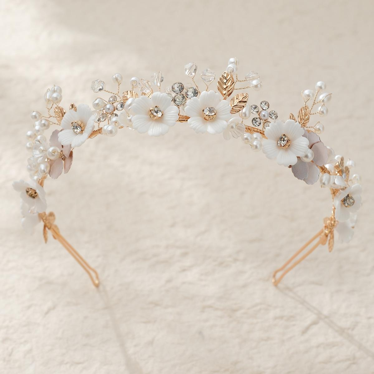 

Perfectly Matched with Wedding Dresses Stylish Bridal Headdress for Romantic Wedding Ceremony Occasions Hair Accessories