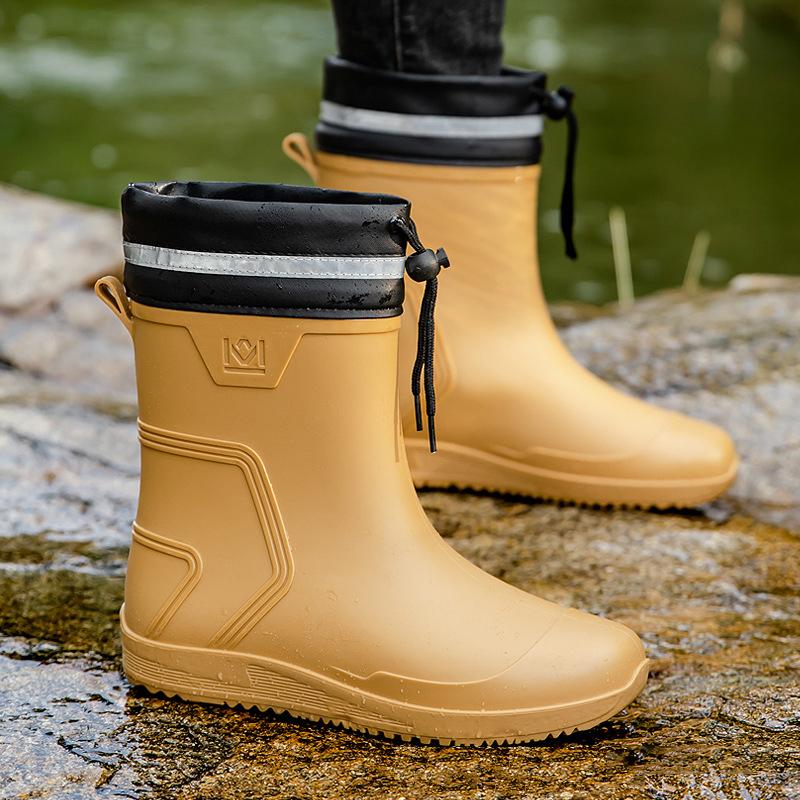 Fashion New Rain Boots Man Boots Fashion Ankle Boots Round Toe Plarform Boots Outdoor Non-slip Slip on PVC Rain Shoes Men Fishing Boots