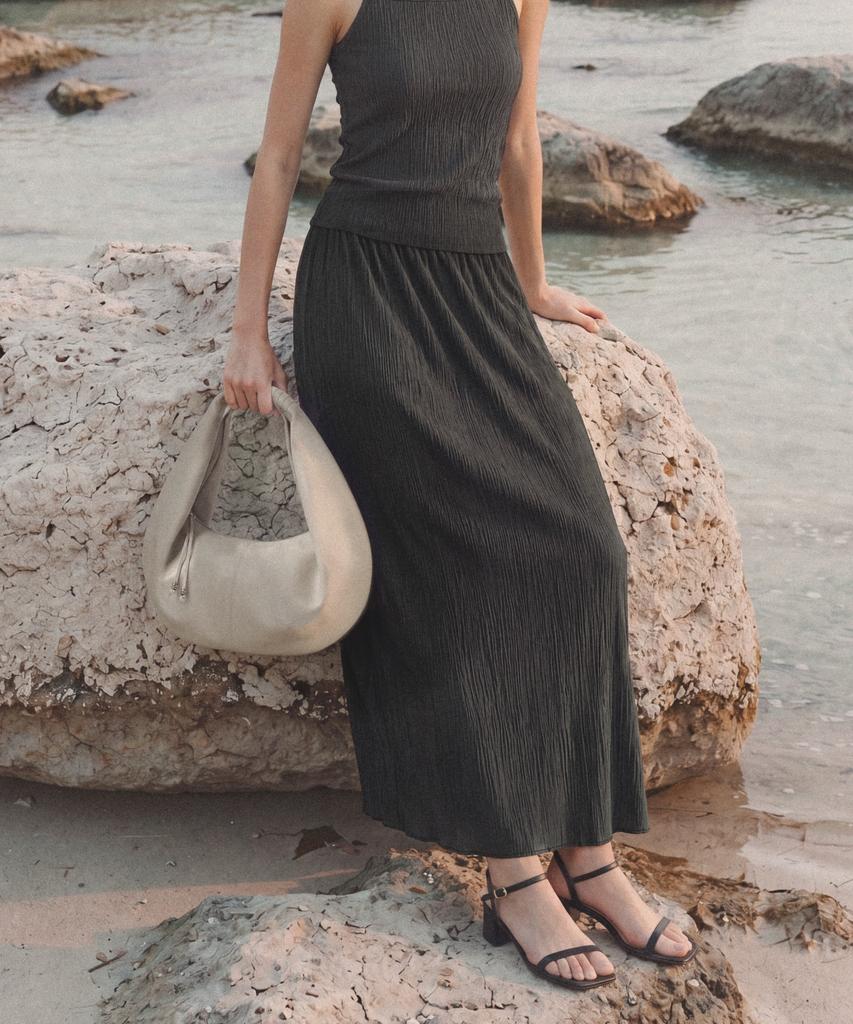 Polneua Gracene Pleats Long Skirt (Black)