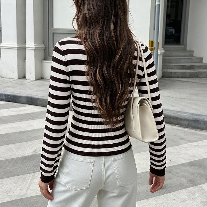 2026 Autumn/Winter Women's Striped Pullover Sweater - Trendy European & American Knitwear