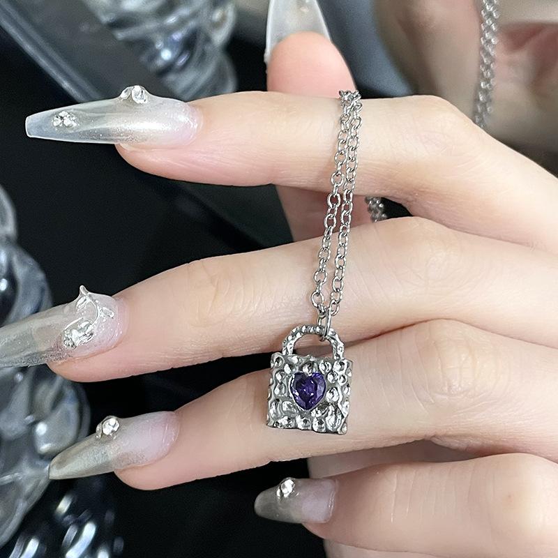Texture Metal French Zircon Clavicle Chain Love Lock Necklace Wear Chain Light Luxury Premium Accessories Female Han