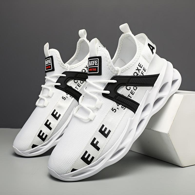 

Fashion Lightweight Men Sneakers Breathable Mesh Sports Shoes Comfortable Soft Outdoor Athletic Running Sneaker Mens Tennis Shoe 40 чорний