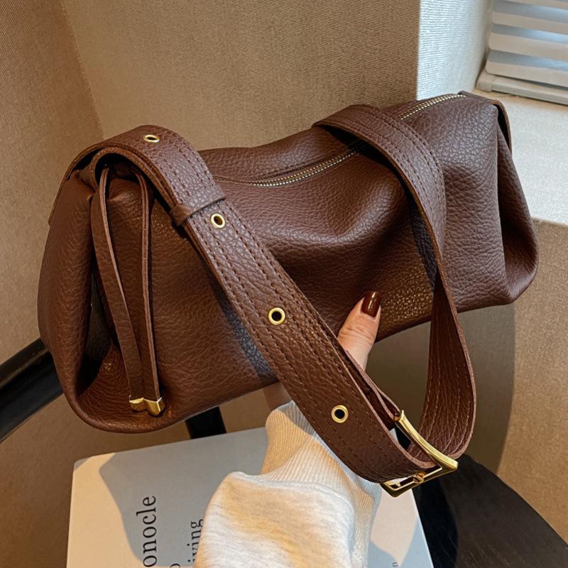 Premium Texture Bag Women's Large-capacity New Fashion Niche Design Messenger Bag Spring and Summer Pillow Bag