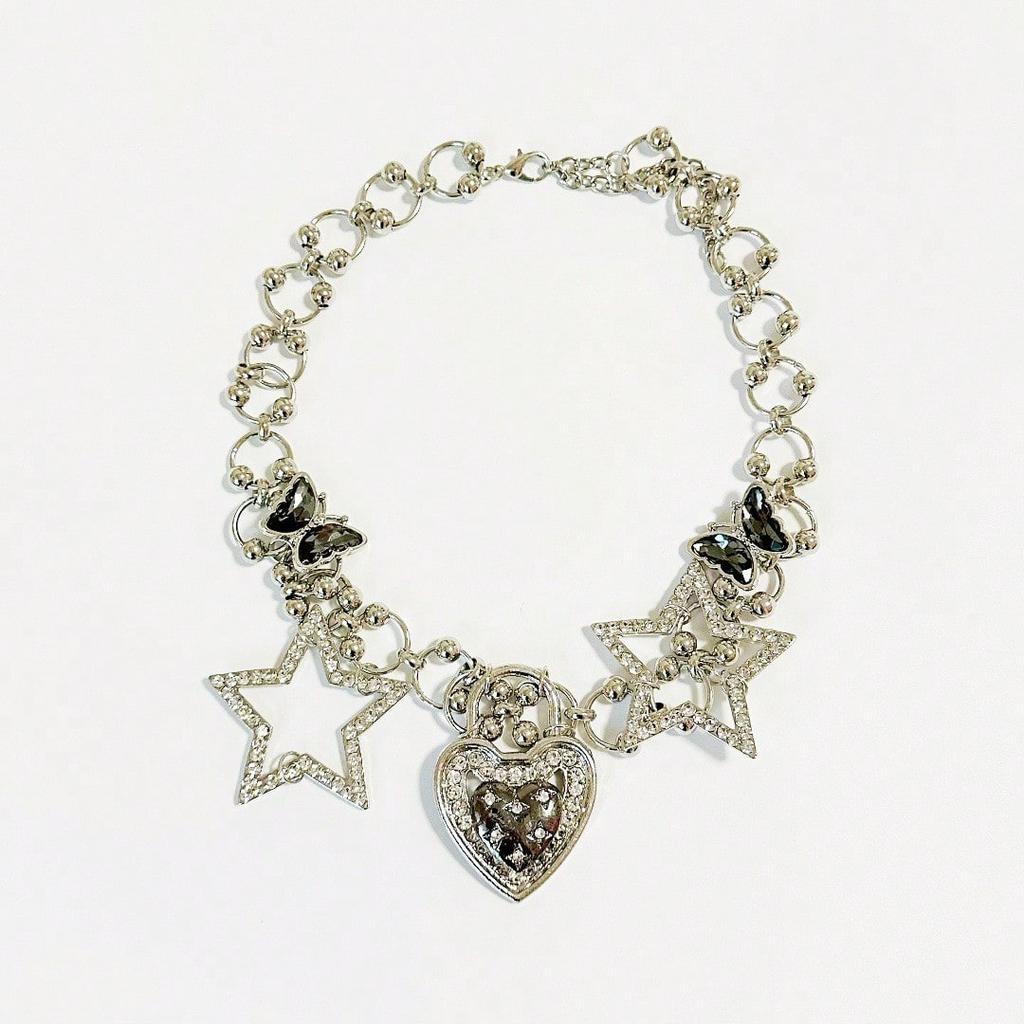 European and American Punk Style Retro Full Diamond Star Love Necklace Female Heavy Industry Advanced Sweet Cool Collarbone Chain