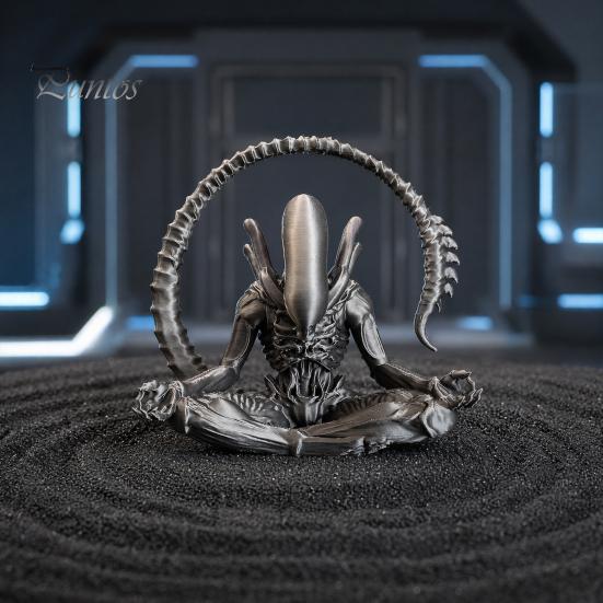 One-piece Molded Alien Decor 3D Printed Figurine, Zen Meditation Statue Desktop Ornament, Collectible Sculptures for Sci-fi Fans Fun Desk Ornament