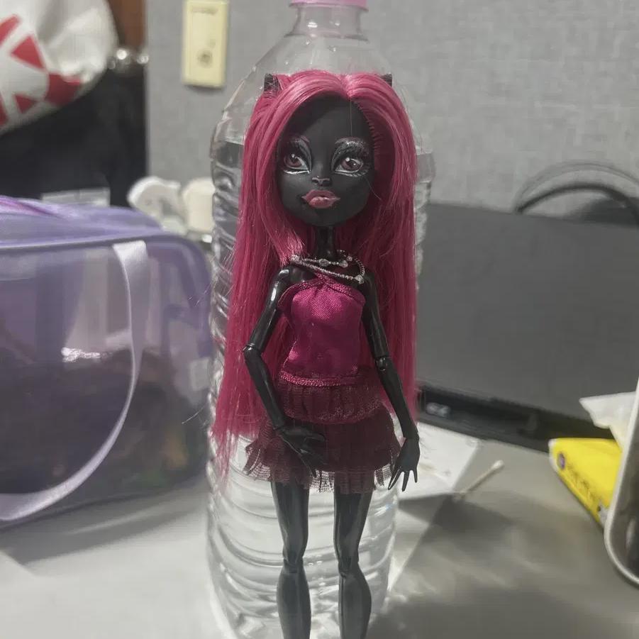 

Monster High Кэтти Нуар