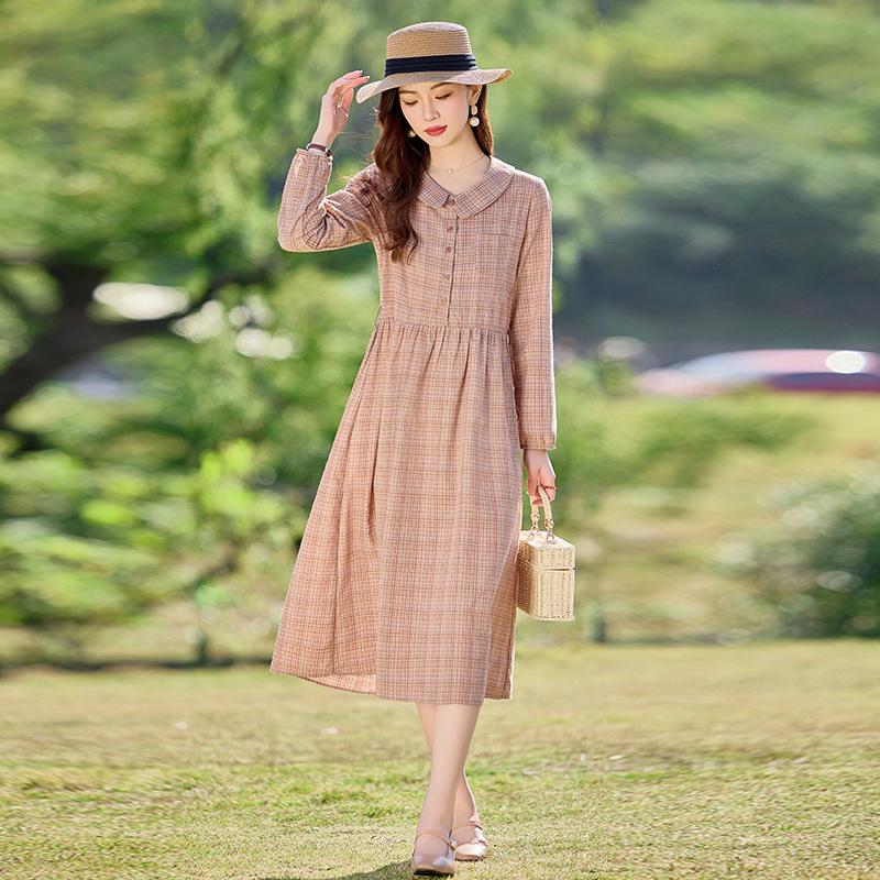 2025 Spring Women's Plaid Waist-Slimming Long Sleeve Dress with Turn-Down Collar