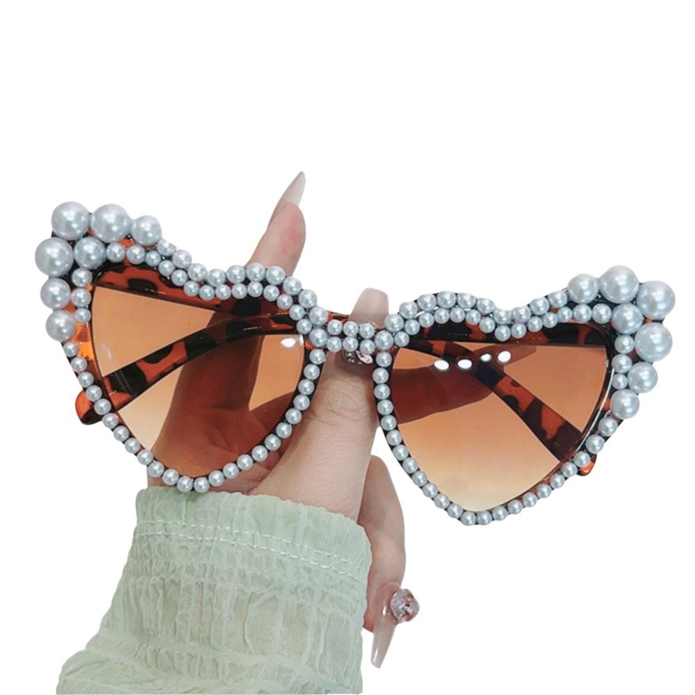 Heart-shaped Design Cat Eye Eyewear UV400 Protection Beach Party Sun Glasses  Women