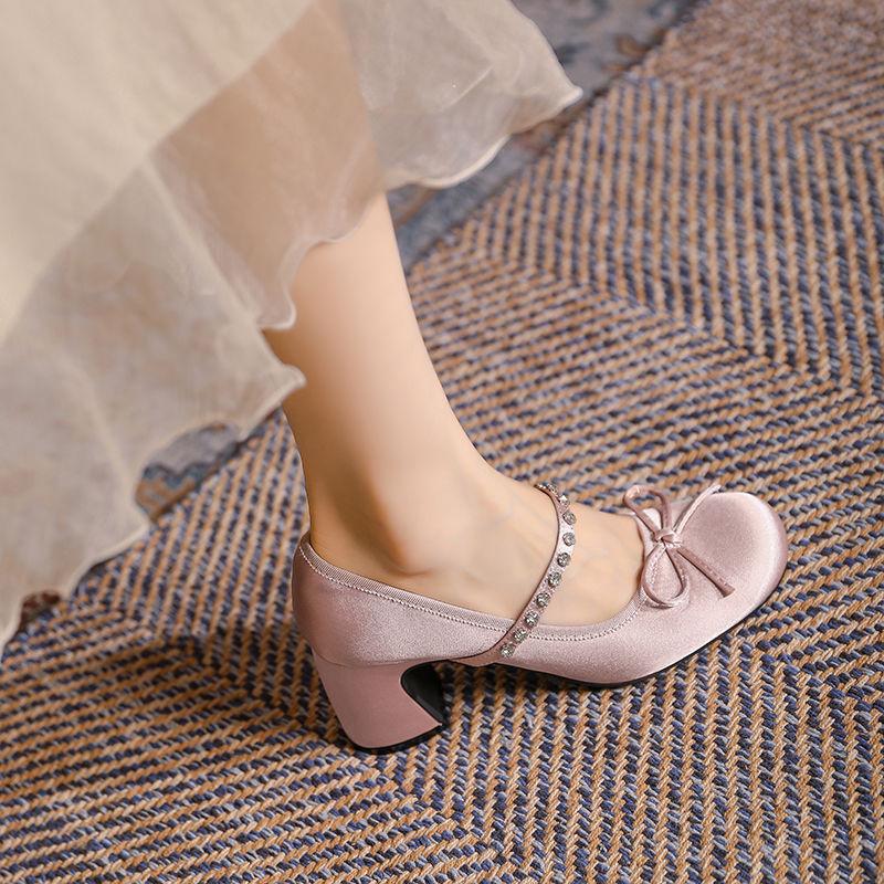 Różowa satynowa kokardka słodka dziewczynka Mary Jane buty na jednym obcasie gruby obcas nie męczą stóp buty dla druhen wczesna wiosna 2025