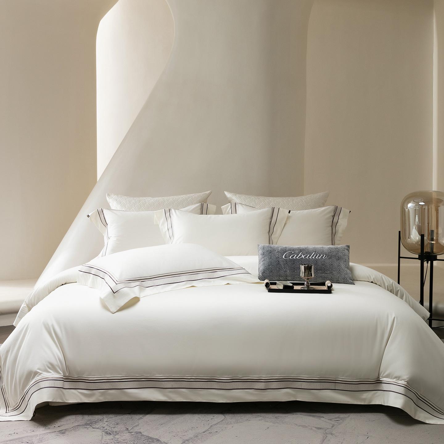 

Luxurious 26 Spring 120S Ultra-Fine Xinjiang Long-Staple Cotton 4-Piece Solid Color Duvet Cover Set Fits 1.5m or 1.8m bed, 200*230 duvet
