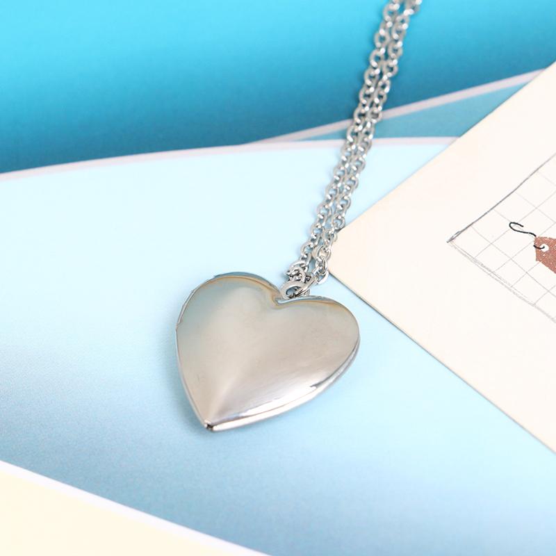 

Heart Locket Pendants Necklaces For Women Photo Frame Valentine Lovers Necklace срібний