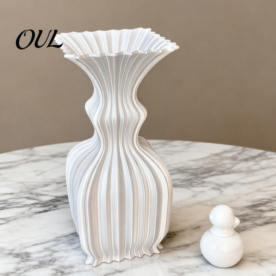 Stylish Planter for Flowers Vintage Hydroponic Flower Vase, 3D Printed Vertical Ridged Curvy Minimalist Modern Vase Balcony Sculptural Tabletop Decor