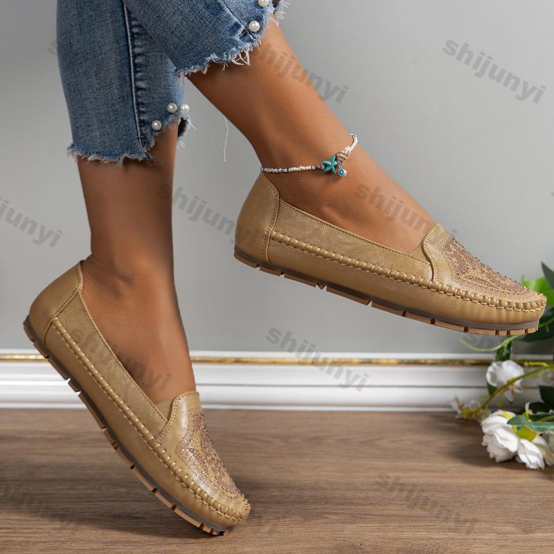 Fashion Women Flats Retro Loafers Ballet Pointed Toe Ladies Spring Comfort Non-slip Loafers Slip on Flat Shoe Plus Size 44 Zapatos Mujer