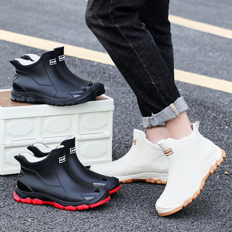 Winter fashion men's warm rain shoes men's short rain boots outdoor wading shoes fleece non-slip fixed fleece rubber shoes men